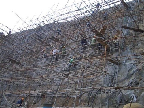 康巴什公路桩基检测